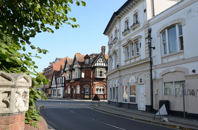 photo of a quiet street in Havant city centre