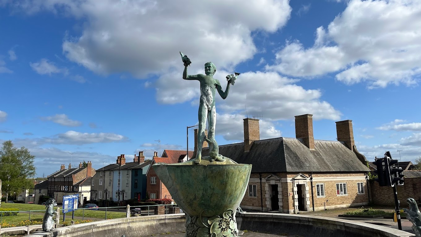 Braintree's 'Young boy' statue