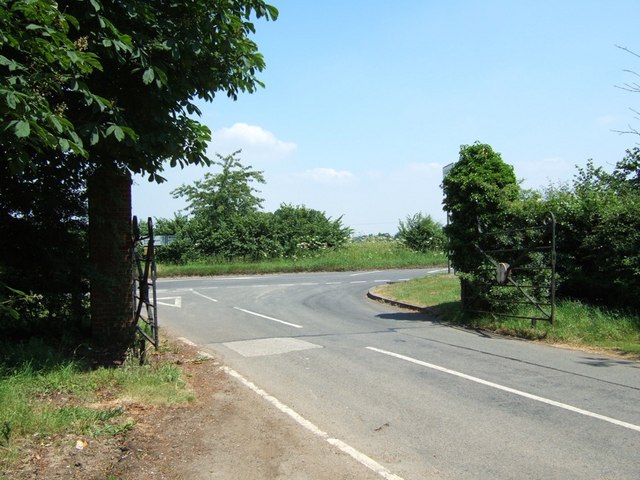 Junction onto Addington A413