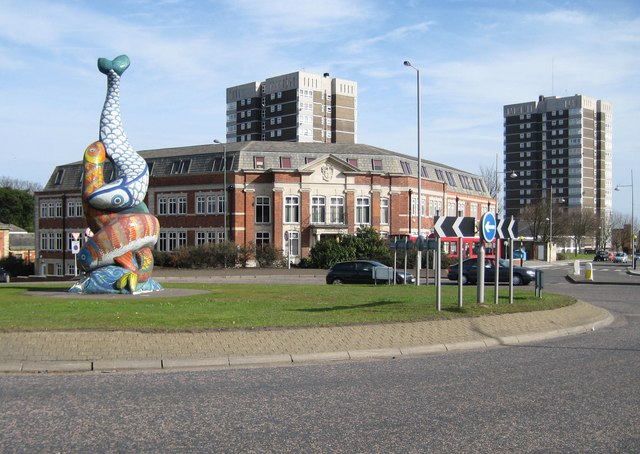De Luci Mosaic by the Town Hall in Erith, Greater London
